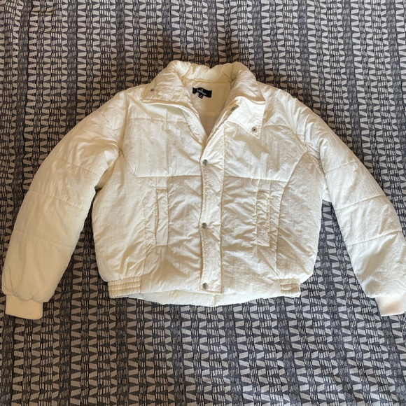 Lulus Cream Cinch Waist Cropped Puffer Jacket - Picture 4 of 5